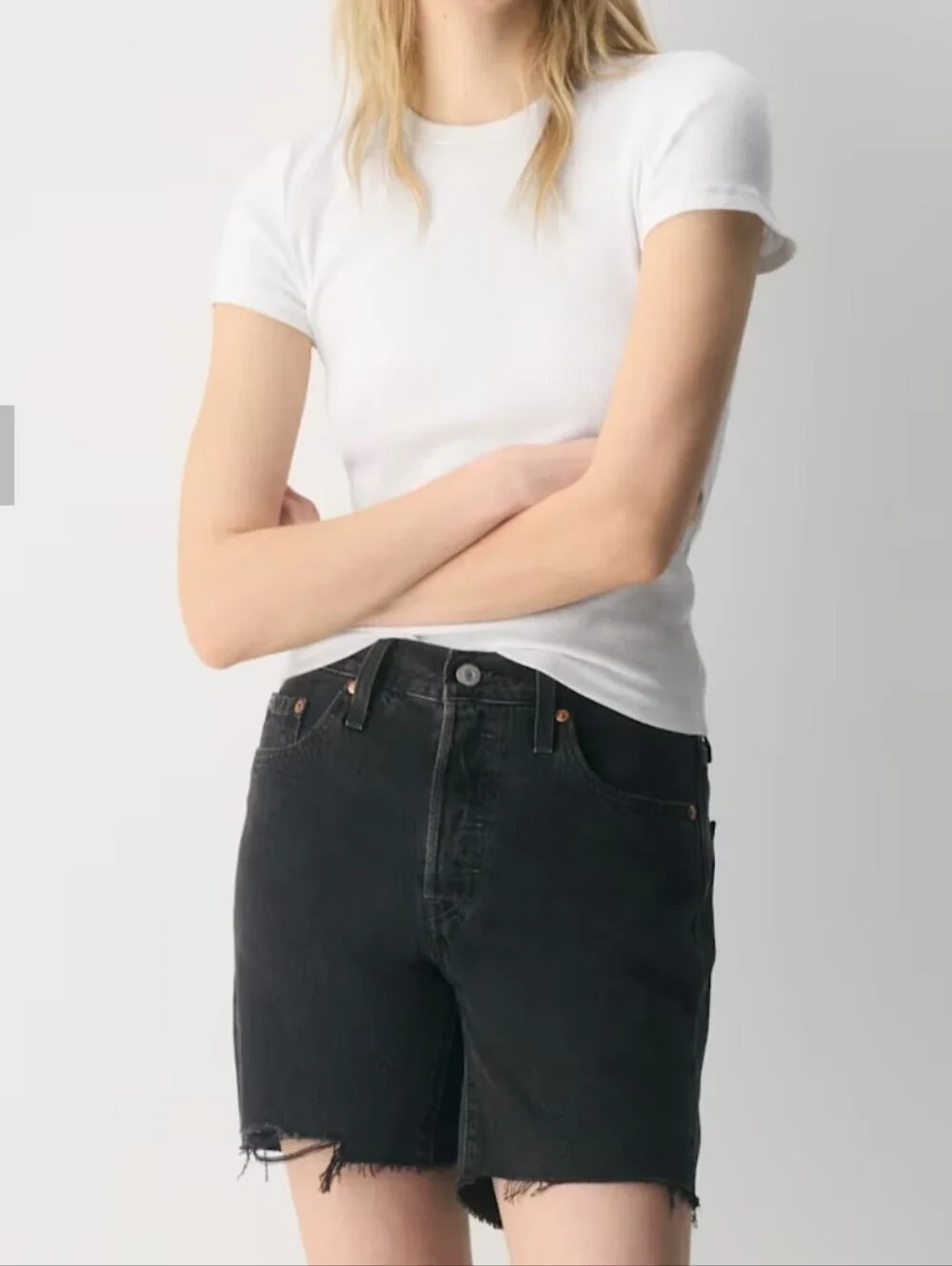 NWT Levi's 501 Mid-Thigh Frayed Raw Hem Jean Short-Lunar Black